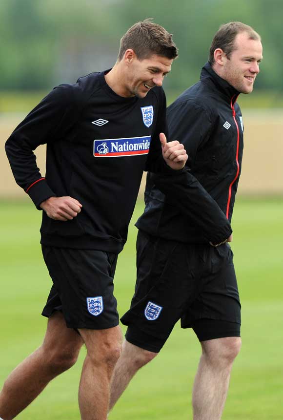 Steven Gerrard and Wayne Rooney